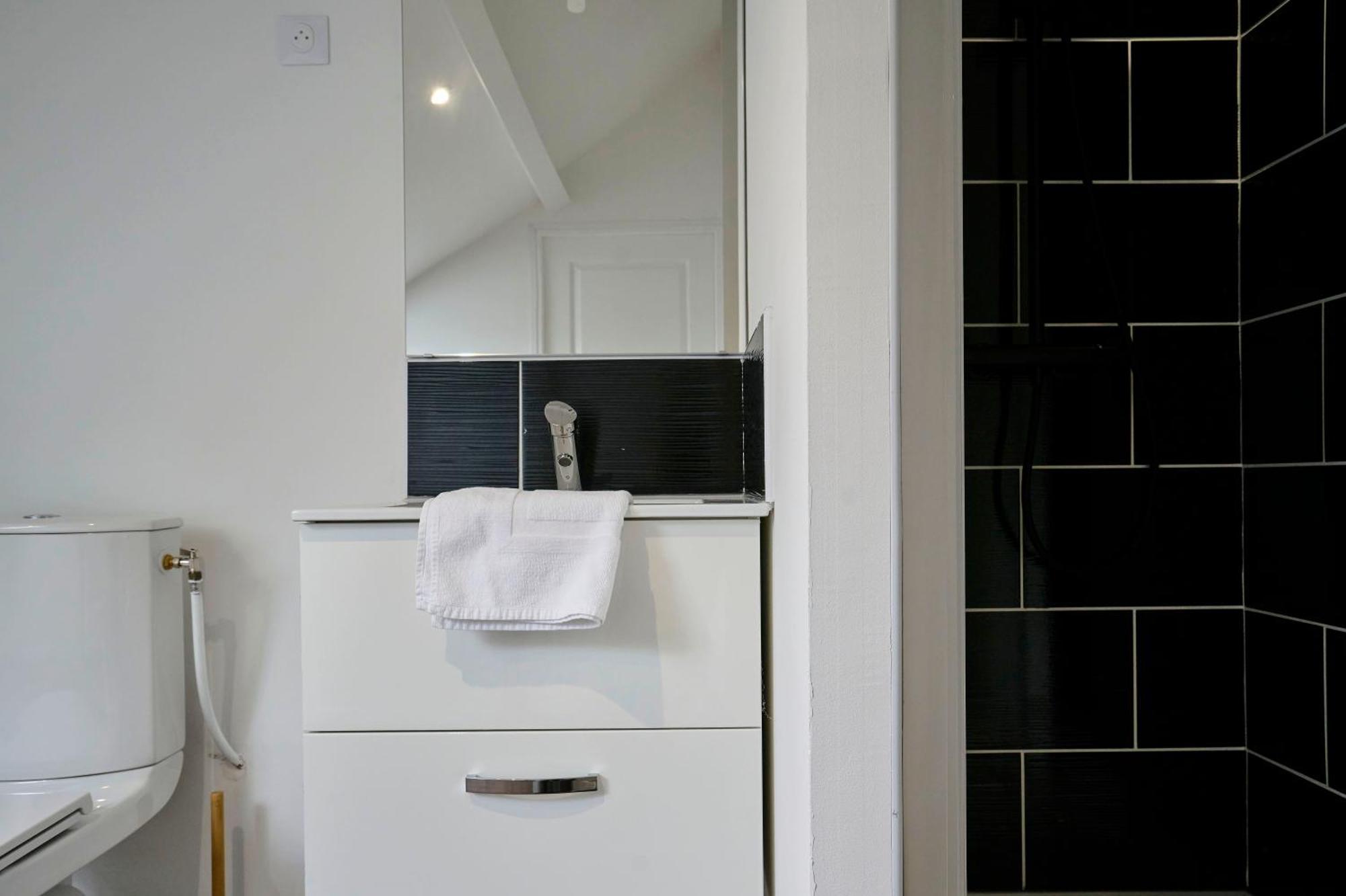 Ng Prestige - Tv - Netflix - Wifi Apartman Tourcoing Kültér fotó